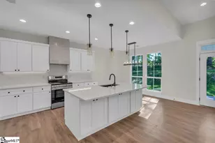 245 Tucker Rd, Spartanburg, SC 29306 - Photo 5
