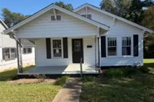 608 W Buford St, Gaffney, SC 29341 - Photo 1