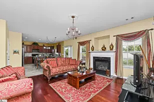 300 Bellarine Dr, Greenville, SC 29605 - Photo 7