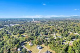 319 Fairview Rd, Taylors, SC 29687 - Photo 27