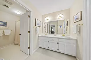 210 Valley Oak Dr, Greenville, SC 29617 - Photo 29