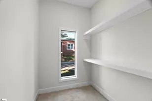 110 9th St, Greenville, SC 29611 - Photo 17