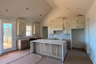 4029 Hollybank Dr, Spartanburg, SC 29303 - Photo 7