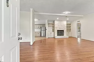 309 Brentwood Cir, Greenville, SC 29605 - Photo 3