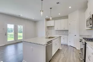 814 Marin Rd, Wellford, SC 29385 - Photo 5