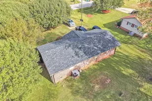1408 Wilkinsville Hwy, Gaffney, SC 29340 - Photo 3