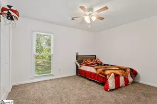 401 Belcross Dr, Simpsonville, SC 29681 - Photo 19
