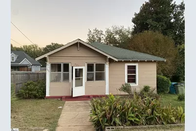 907 S Johnson Street, Gaffney, SC 29340 - Photo 1