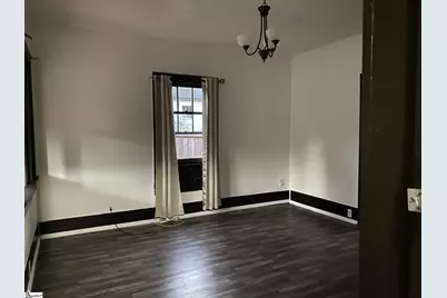 907 S Johnson Street, Gaffney, SC 29340 - Photo 7