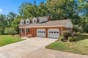 798 Burnt Gin Rd, Gaffney, SC 29340 - Photo 3