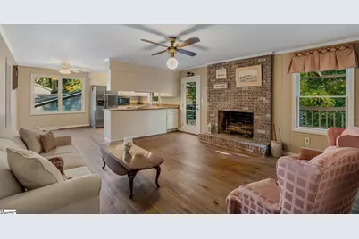 12 E Indian Trail, Taylors, SC 29687 - Photo 3