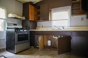 128 Bird St, Union, SC 29379 - Photo 7
