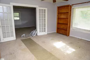 128 Bird St, Union, SC 29379 - Photo 5