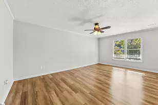 303 Eastcrest Dr, Simpsonville, SC 29681 - Photo 9