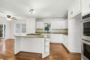 303 Eastcrest Dr, Simpsonville, SC 29681 - Photo 7