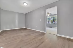 202 Holland St, Gaffney, SC 29341 - Photo 17