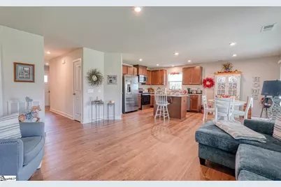 868 Meadowbrook Road, Spartanburg, SC 29307 - Photo 7