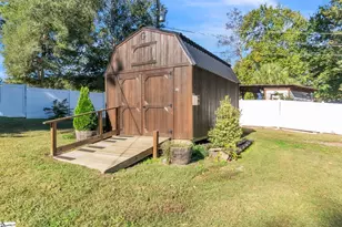 210 W Fernwood Rd, Simpsonville, SC 29681 - Photo 33