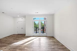98 E McBee Ave, Greenville, SC 29601 - Photo 15