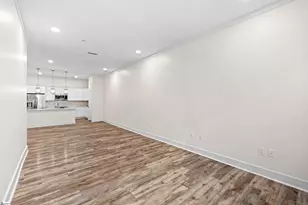 98 E McBee Ave, Greenville, SC 29601 - Photo 17