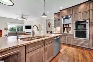 72 E Commodore Dr, Cross Hill, SC 29332 - Photo 13