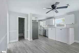611 Gardner St, Gaffney, SC 29341 - Photo 11