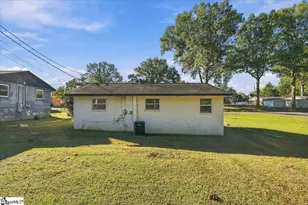 611 Gardner St, Gaffney, SC 29341 - Photo 23