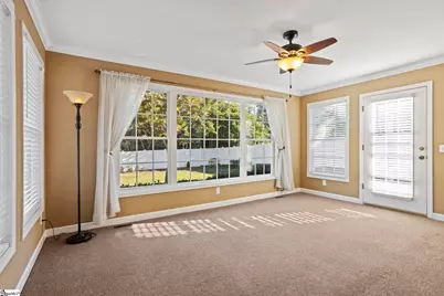 8 Oak Tree Drive, Taylors, SC 29687 - Photo 9