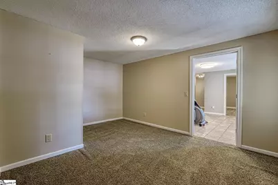 200 S Pointe, Cowpens, SC 29330 - Photo 37