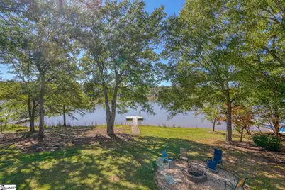 200 S Pointe, Cowpens, SC 29330 - Photo 11