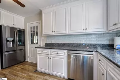 200 S Pointe, Cowpens, SC 29330 - Photo 15