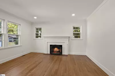 208 W Hillcrest Drive, Greenville, SC 29609 - Photo 11