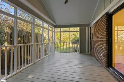 208 W Hillcrest Drive, Greenville, SC 29609 - Photo 5