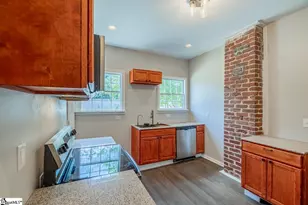 536 Peronneau St, Spartanburg, SC 29306 - Photo 15