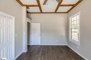 536 Peronneau St, Spartanburg, SC 29306 - Photo 9