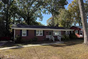 320 Elaine Ave, Taylors, SC 29687 - Photo 1