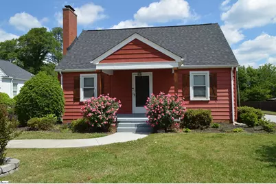 207 E Fairview Avenue, Greer, SC 29651 - Photo 1
