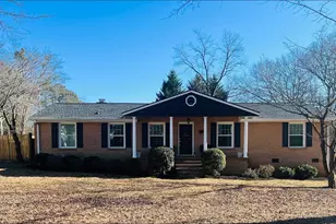 7 Vanderbilt Cir, Greenville, SC 29609 - Photo 1