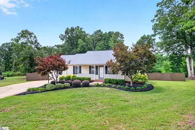 11 Julius Circle, Taylors, SC 29687 - Photo 1