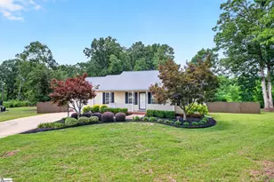 11 Julius Cir, Taylors, SC 29687 - Photo 1