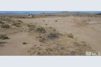 4665 E 6th Street, Silver Springs, NV 89429 - Photo 5