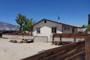 237 & 245 F St, Hawthorne, NV 89415 - Photo 3