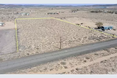 1720 E Fir Avenue, Silver Springs, NV 89429 - Photo 3