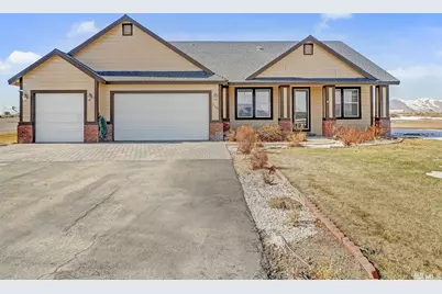310 Eagle Place, Smith, NV 89430 - Photo 1