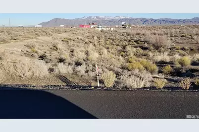 990 East Street, Battle Mountain, NV 89820 - Photo 1