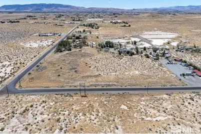 5025 Tamarack Street, Silver Springs, NV 89429 - Photo 5