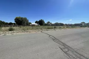 125 Deer Creek Circle, Fallon, NV 89406 - Photo 1