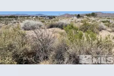 3780 E Antelope Street, Silver Springs, NV 89429 - Photo 3