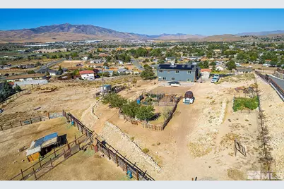 3600 Sun Cloud Circle, Reno, NV 89506 - Photo 9