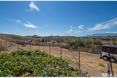 3600 Sun Cloud Circle, Reno, NV 89506 - Photo 39